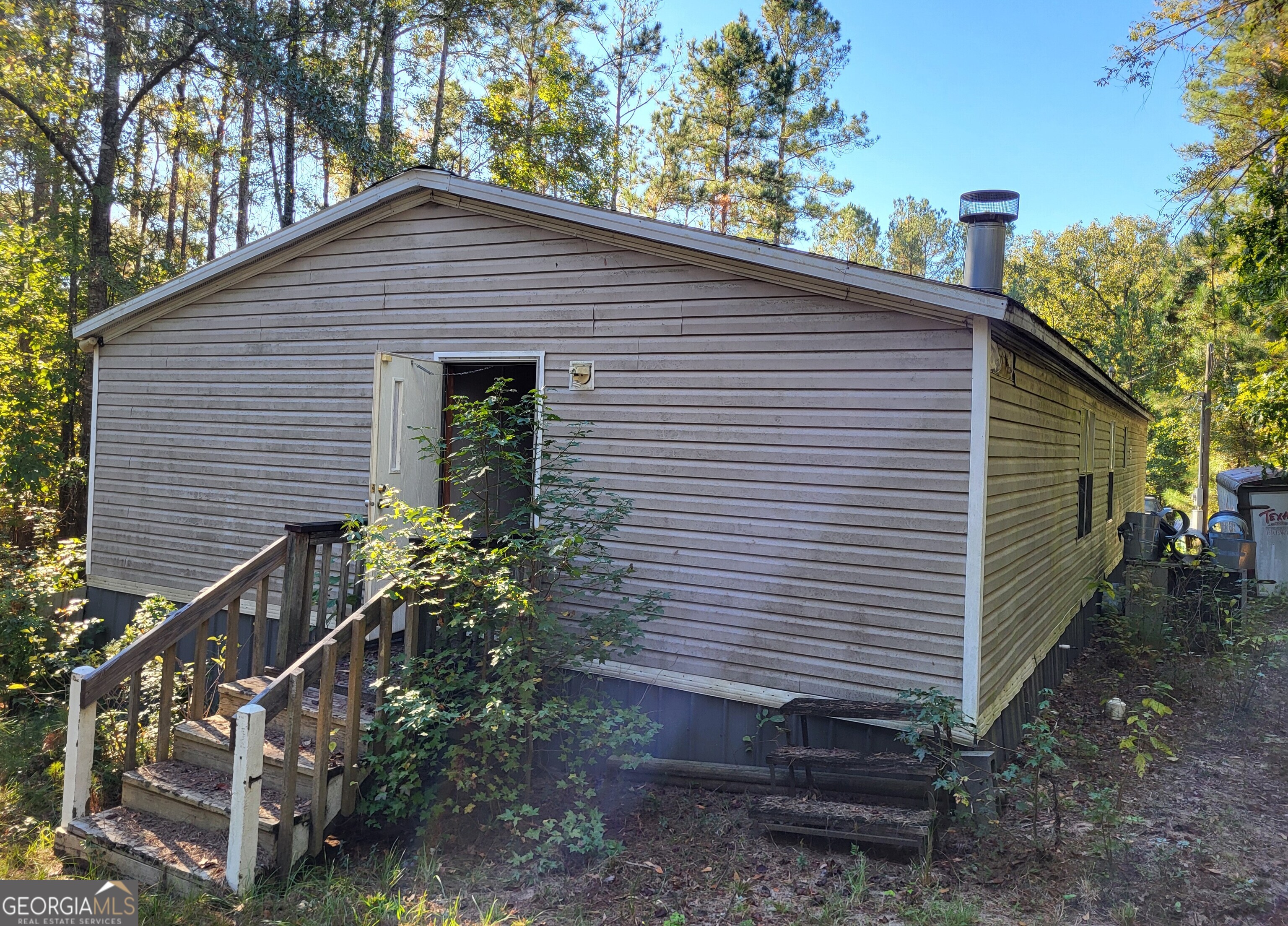 1669 Griswoldville Road Macon, GA 31217 - Photo 3 of 10 Back door