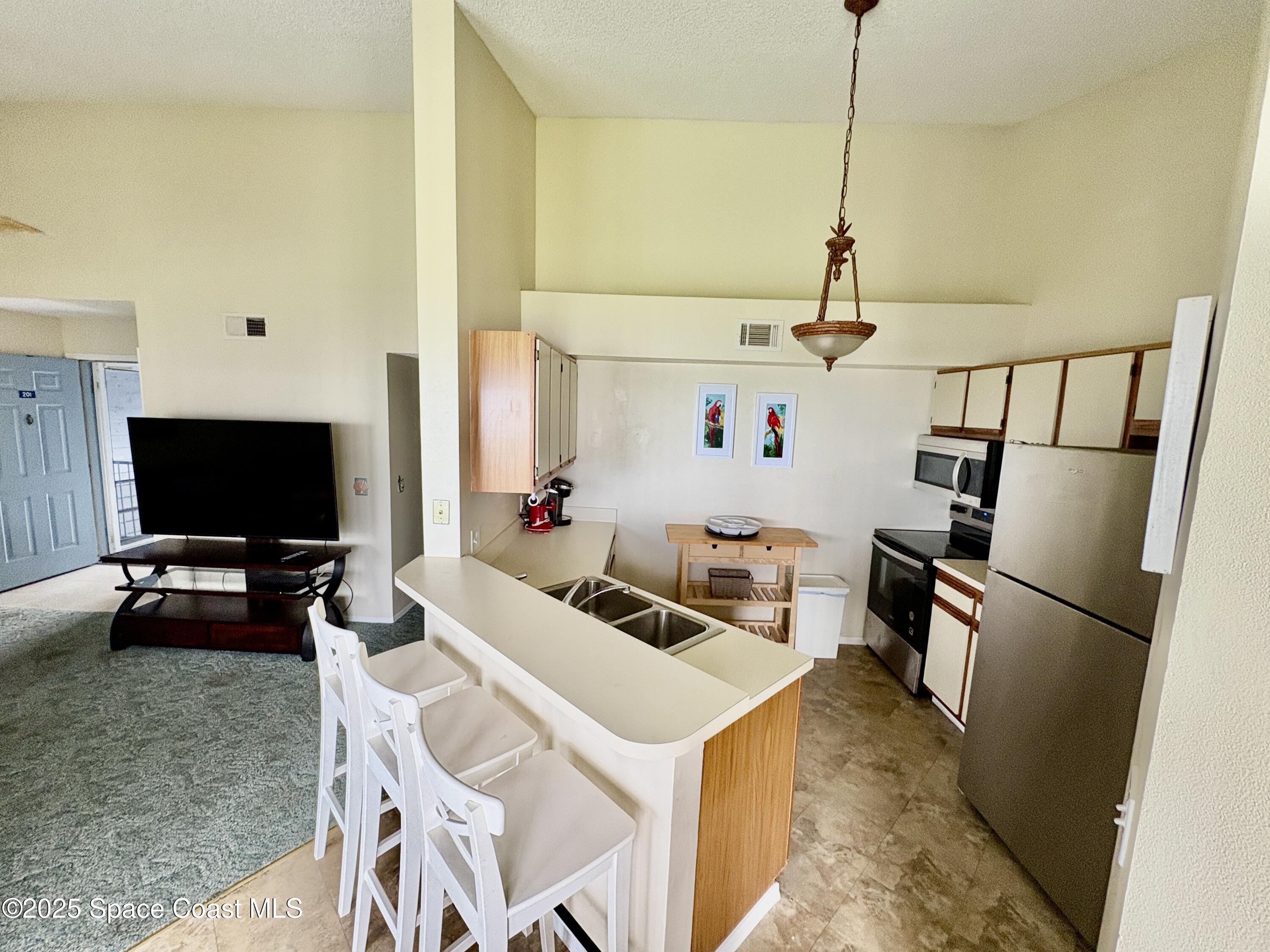 7240 N Highway, Unit 201 Cocoa, FL 32922 - Photo 4 of 18 IMG_5232