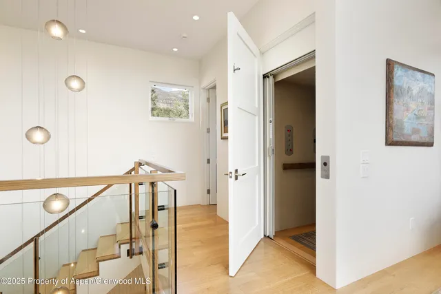 a view of an entryway