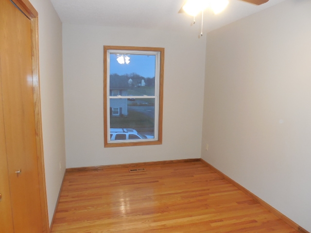 6062 Appomattox Road Davenport, IA 52806 - Photo 11 of 14 Gallery Image 11