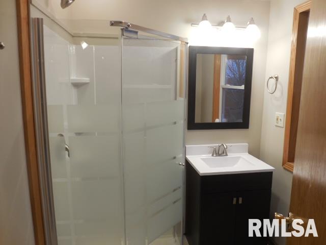6062 Appomattox Road Davenport, IA 52806 - Photo 5 of 14 Gallery Image 5