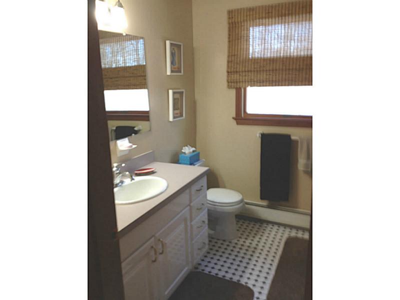 12 Heidi Road Lincoln, RI 02865 - Photo 16 of 20 Bathroom.