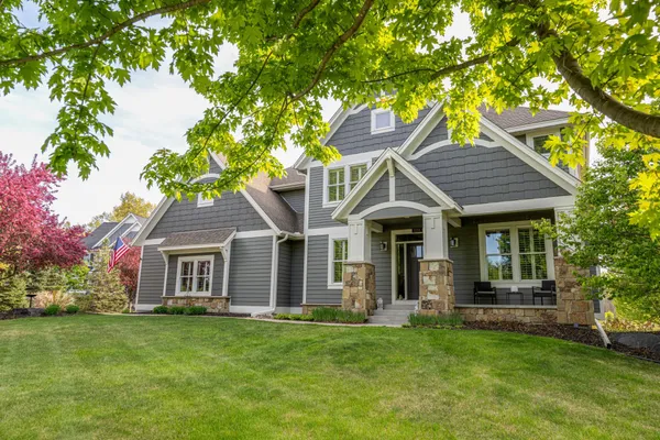 $1,185,000 | 3358 Pete Miller Lane North, Stillwater, MN 55082