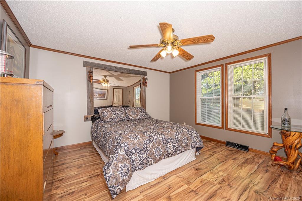 617 Rock Springs Road Harmony, NC 28634 - Photo 17 of 31 Gallery Image 17