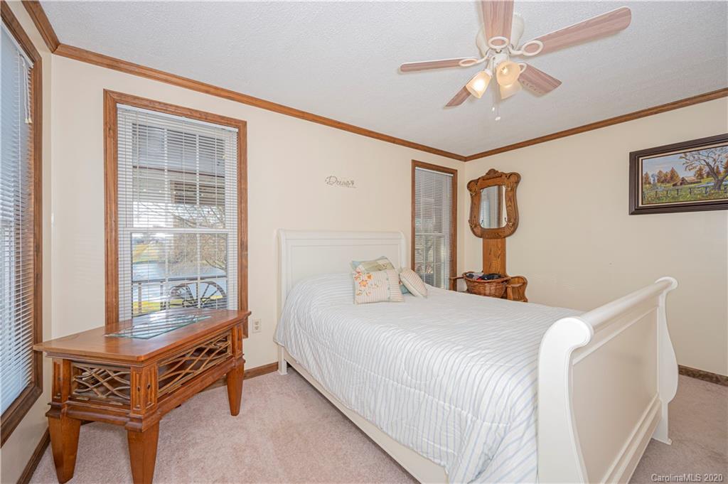 617 Rock Springs Road Harmony, NC 28634 - Photo 18 of 31 Gallery Image 18