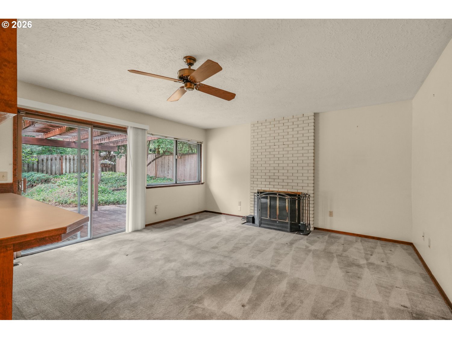 14155 Southwest 27th Street Beaverton, OR 97008 - Photo 14 of 27 a view of empty room with floor to ceiling window