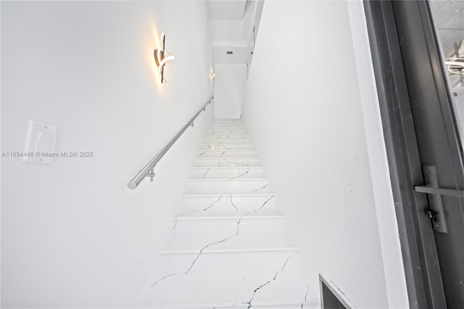 526 Southwest 2nd Street, Unit 1 Miami, FL 33130 - Photo 28 of 36 a view of entryway