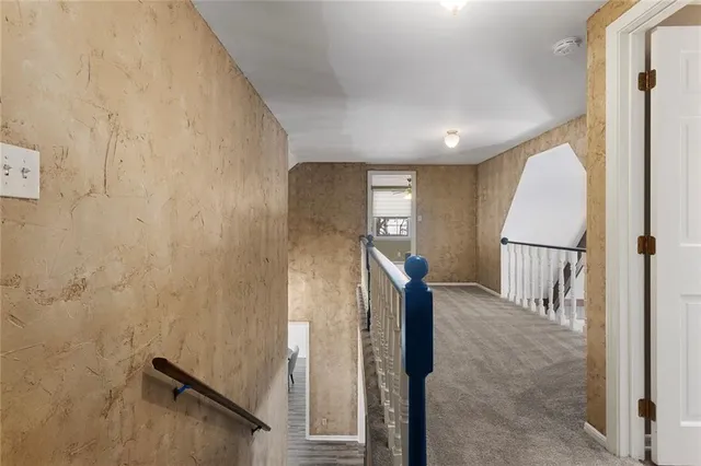 $365,000 | 1601 Northwest Weatherstone Court, Blue Springs, MO 64015