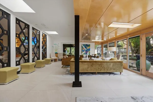 $1,293,000 | 308 North Broadway Road, Azle, TX 76020