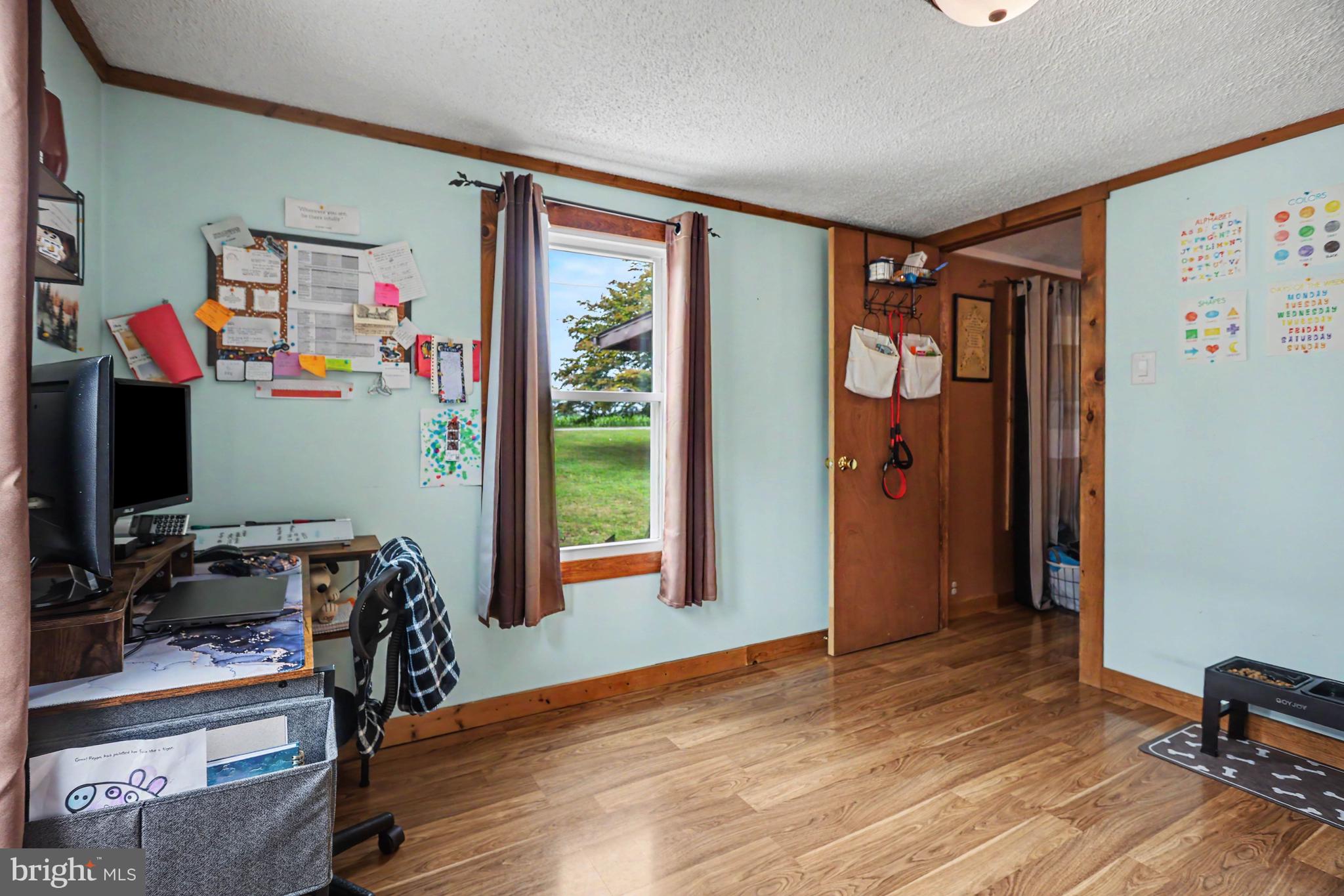 49 Pickett Road Dover, PA 17315 - Photo 10 of 34