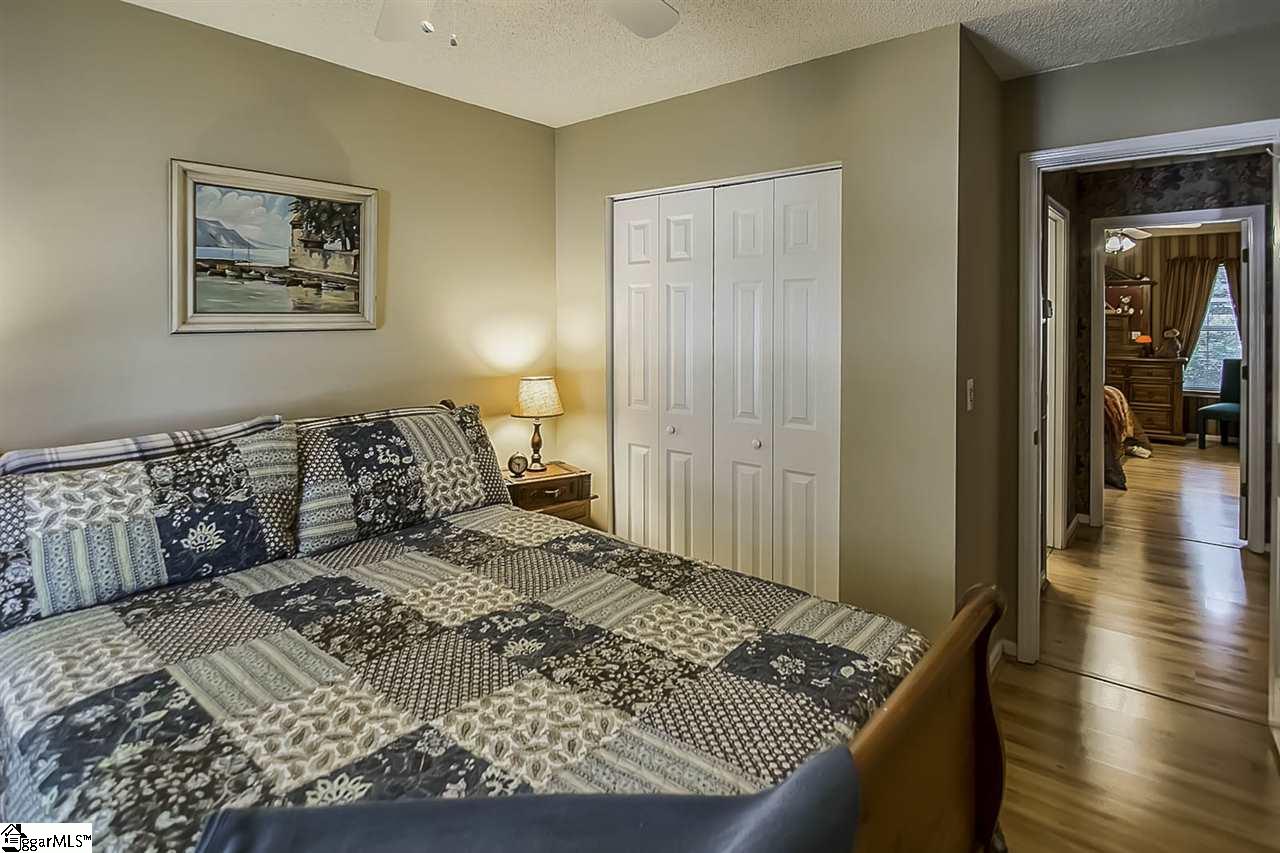 9 Woolridge Way Greer, SC 29650 - Photo 3 of 30 Gallery Image 3