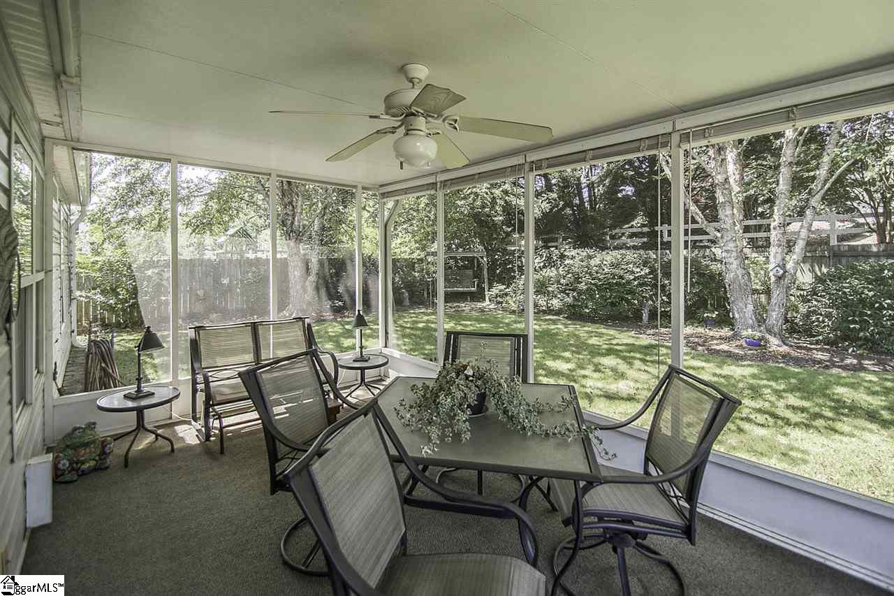 9 Woolridge Way Greer, SC 29650 - Photo 4 of 30 Gallery Image 4