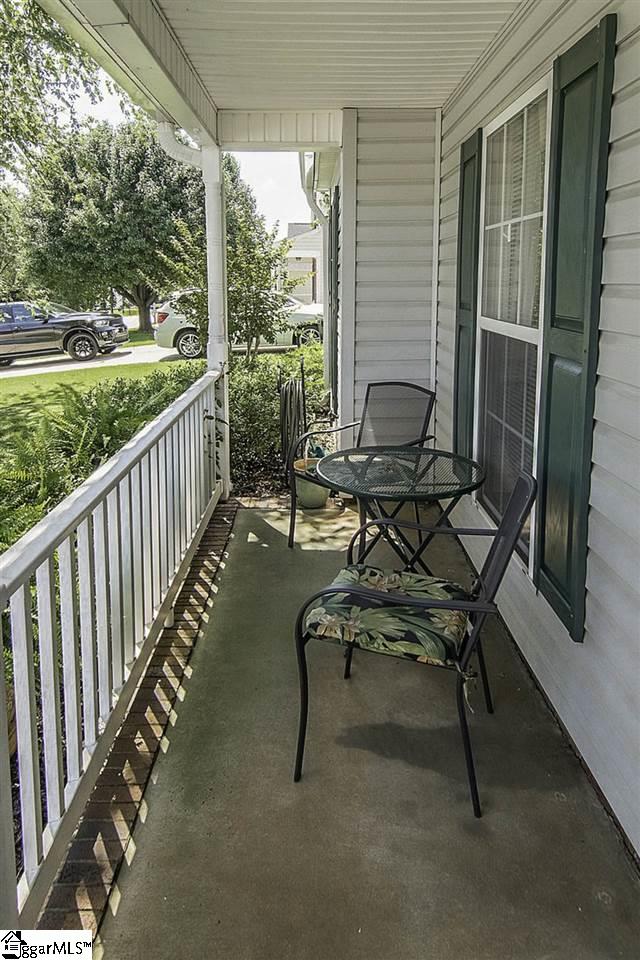 9 Woolridge Way Greer, SC 29650 - Photo 9 of 30 Gallery Image 9