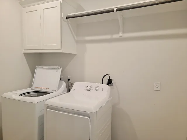 $2,395 | 528 Gerona Court, Liberty Hill, TX 78642