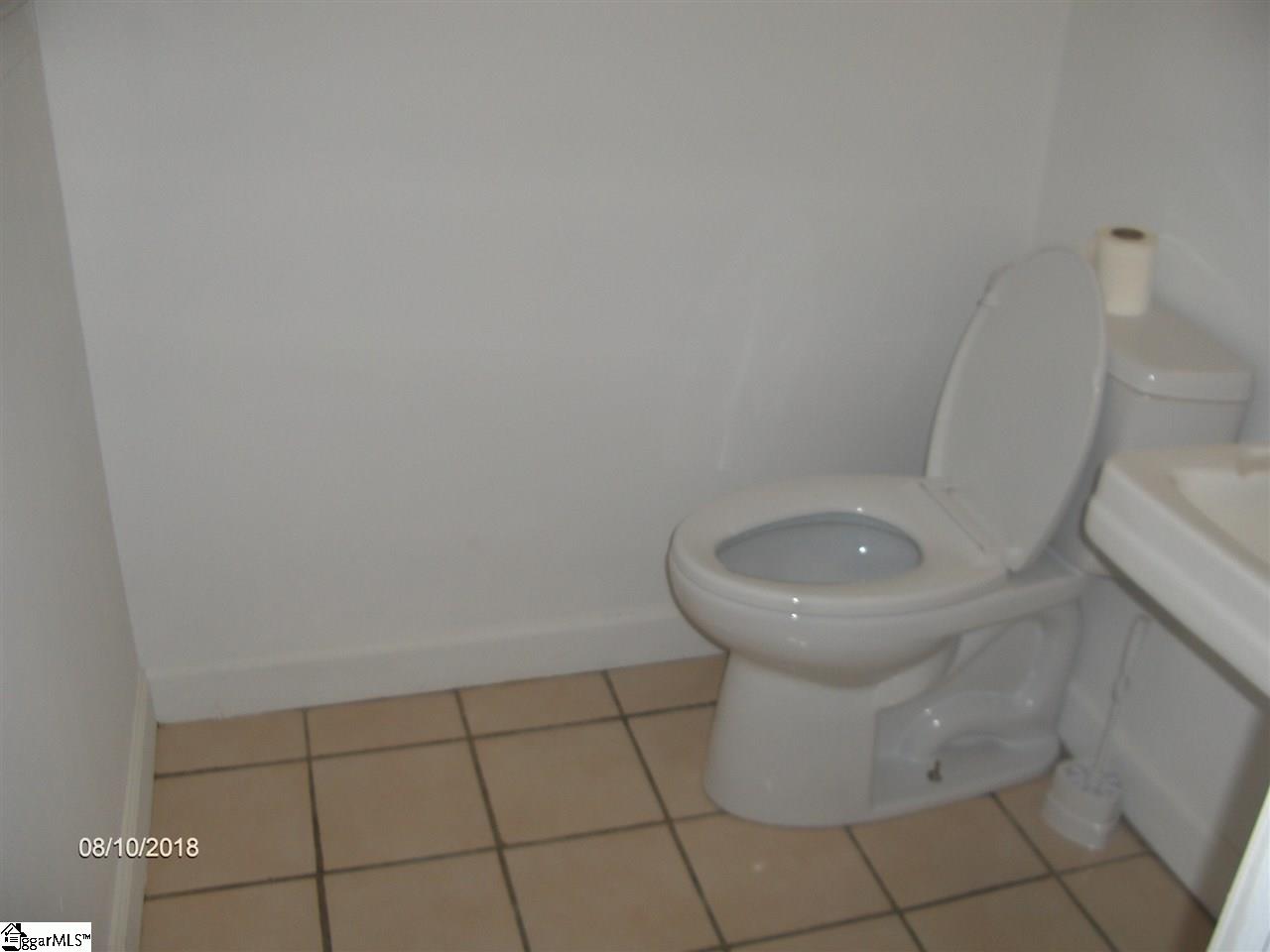 804 North Martin Road Easley, SC 29640 - Photo 14 of 21