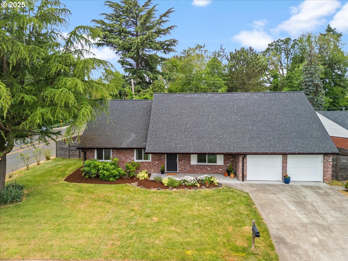 765 Southwest 136th Avenue Beaverton, OR 97005 - Photo 1 of 38 Gallery Image 1