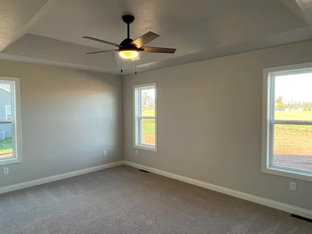 $409,900 | 1515 Caroline Drive, New London, WI 54961