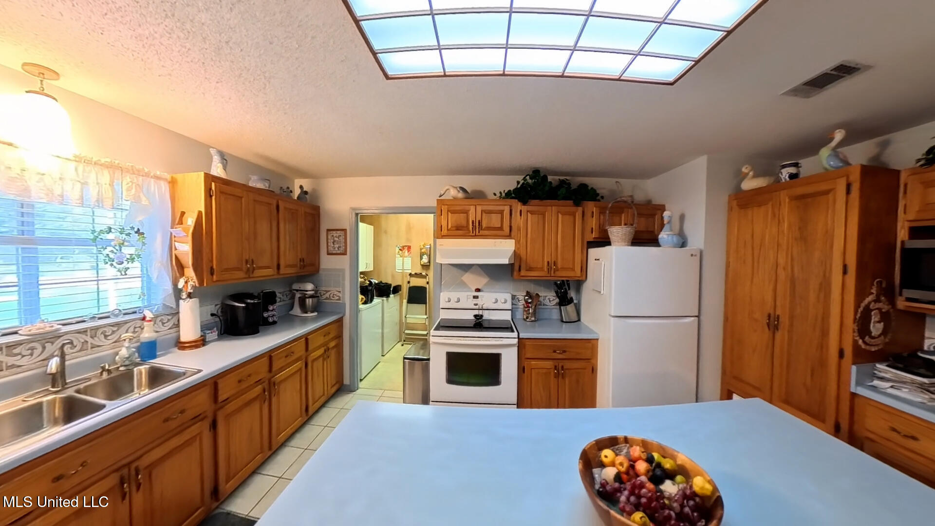 11 Lumpkin Street Lucedale, MS 39452 - Photo 5 of 15 11 Lumpkin St. kitchen 2