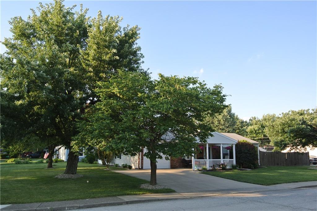 516 Grandison Road Greenfield, IN 46140 - Photo 2 of 13 Gallery Image 2