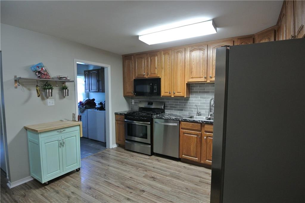 516 Grandison Road Greenfield, IN 46140 - Photo 5 of 13 Gallery Image 5