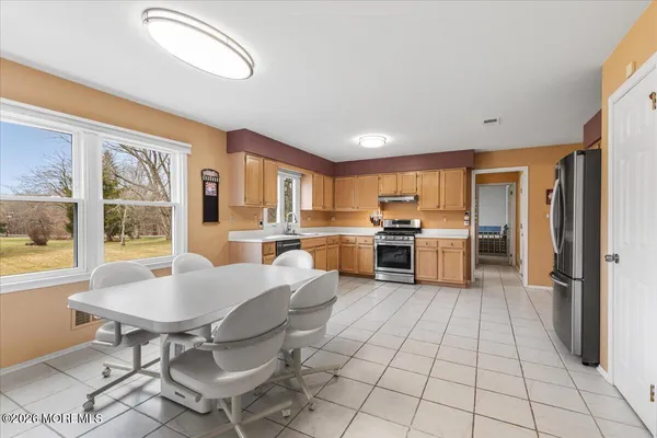$1,085,000 | 4 Arie Drive, Marlboro, NJ 07746