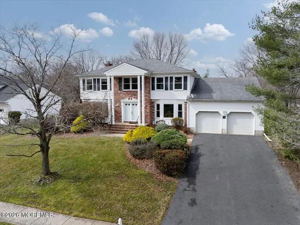 $1,085,000 | 4 Arie Drive, Marlboro, NJ 07746