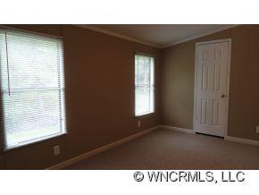 58 Edwards Road Fairview, NC 28730 - Photo 8 of 12 Gallery Image 8