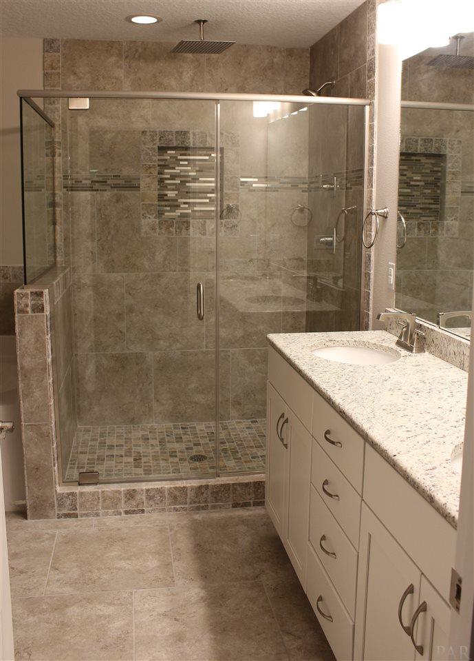 16630 Innerarity Point Road Pensacola, FL 32507 - Photo 9 of 18 Gallery Image 9