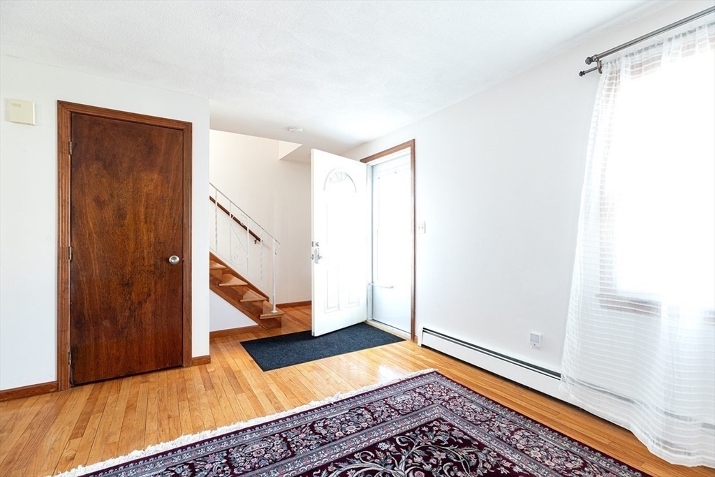 2 Marigold Avenue Wellesley, MA 02482 - Photo 3 of 42