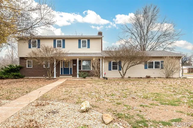 $299,900 | 1034 Raymond Drive, Red Bud, IL 62278