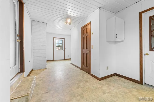 $299,900 | 1034 Raymond Drive, Red Bud, IL 62278