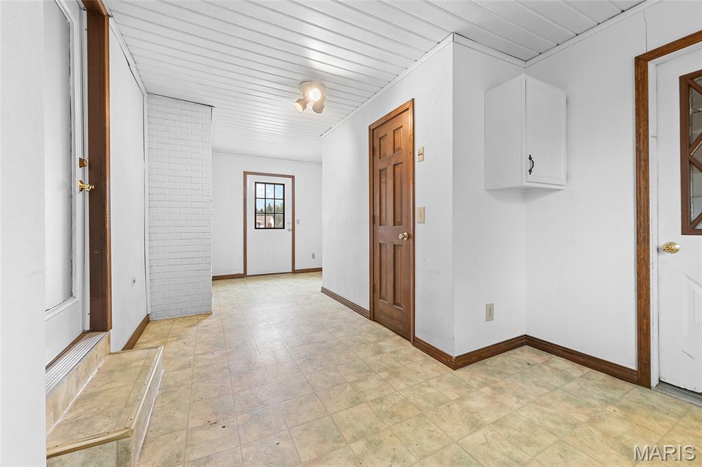 1034 Raymond Drive Red Bud, IL 62278 - Photo 11 of 41