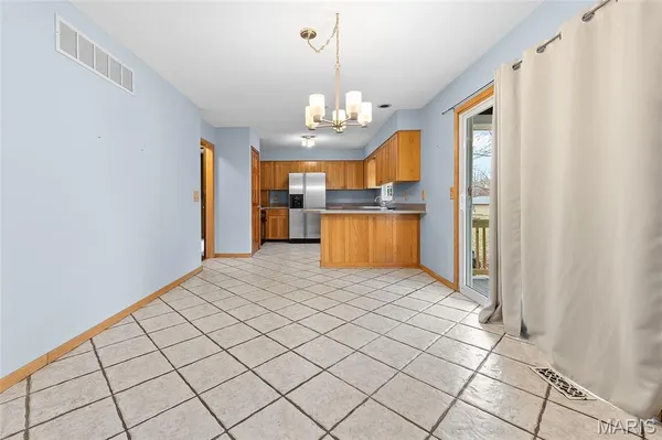 $299,900 | 1034 Raymond Drive, Red Bud, IL 62278