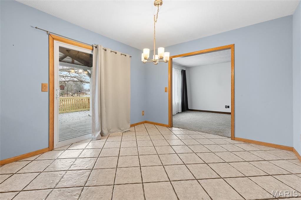 1034 Raymond Drive Red Bud, IL 62278 - Photo 14 of 41