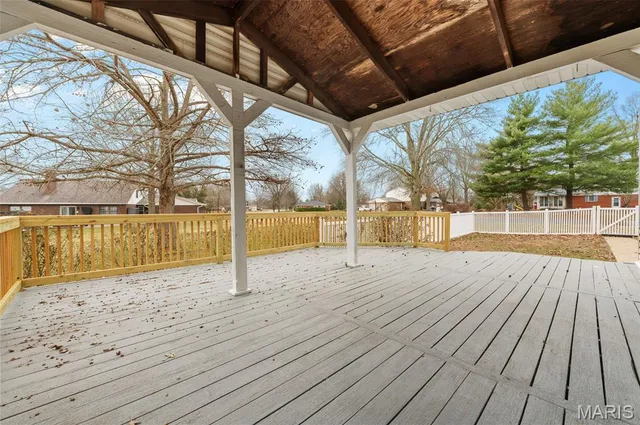 $299,900 | 1034 Raymond Drive, Red Bud, IL 62278