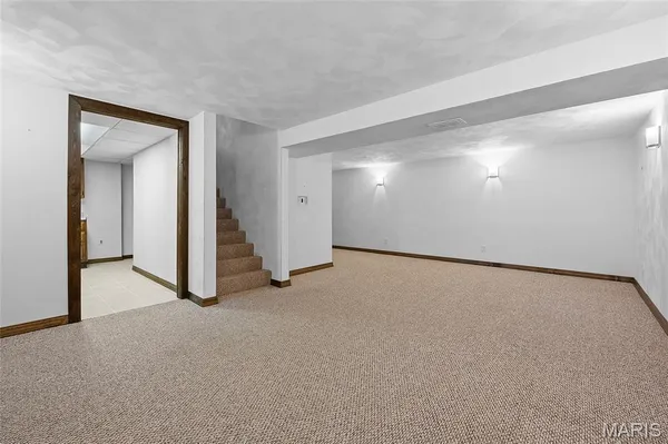 $299,900 | 1034 Raymond Drive, Red Bud, IL 62278