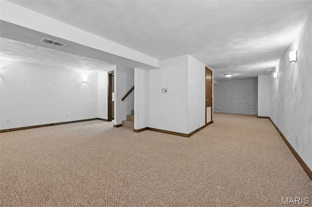 $299,900 | 1034 Raymond Drive, Red Bud, IL 62278