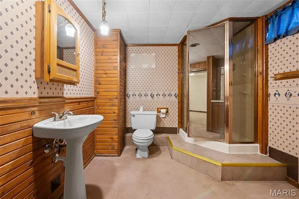 $299,900 | 1034 Raymond Drive, Red Bud, IL 62278