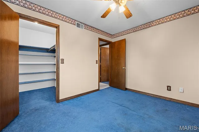 $299,900 | 1034 Raymond Drive, Red Bud, IL 62278