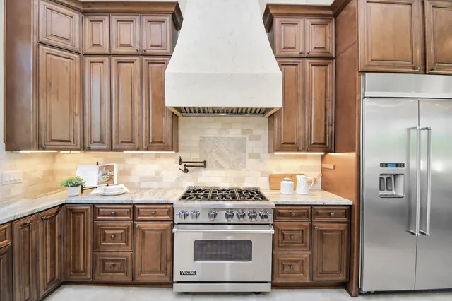 a bathroom with a sink vanity and a mirror