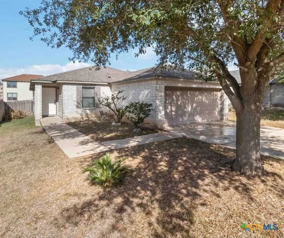 $1,800 | 224 Capistrano Drive, San Marcos, TX 78666