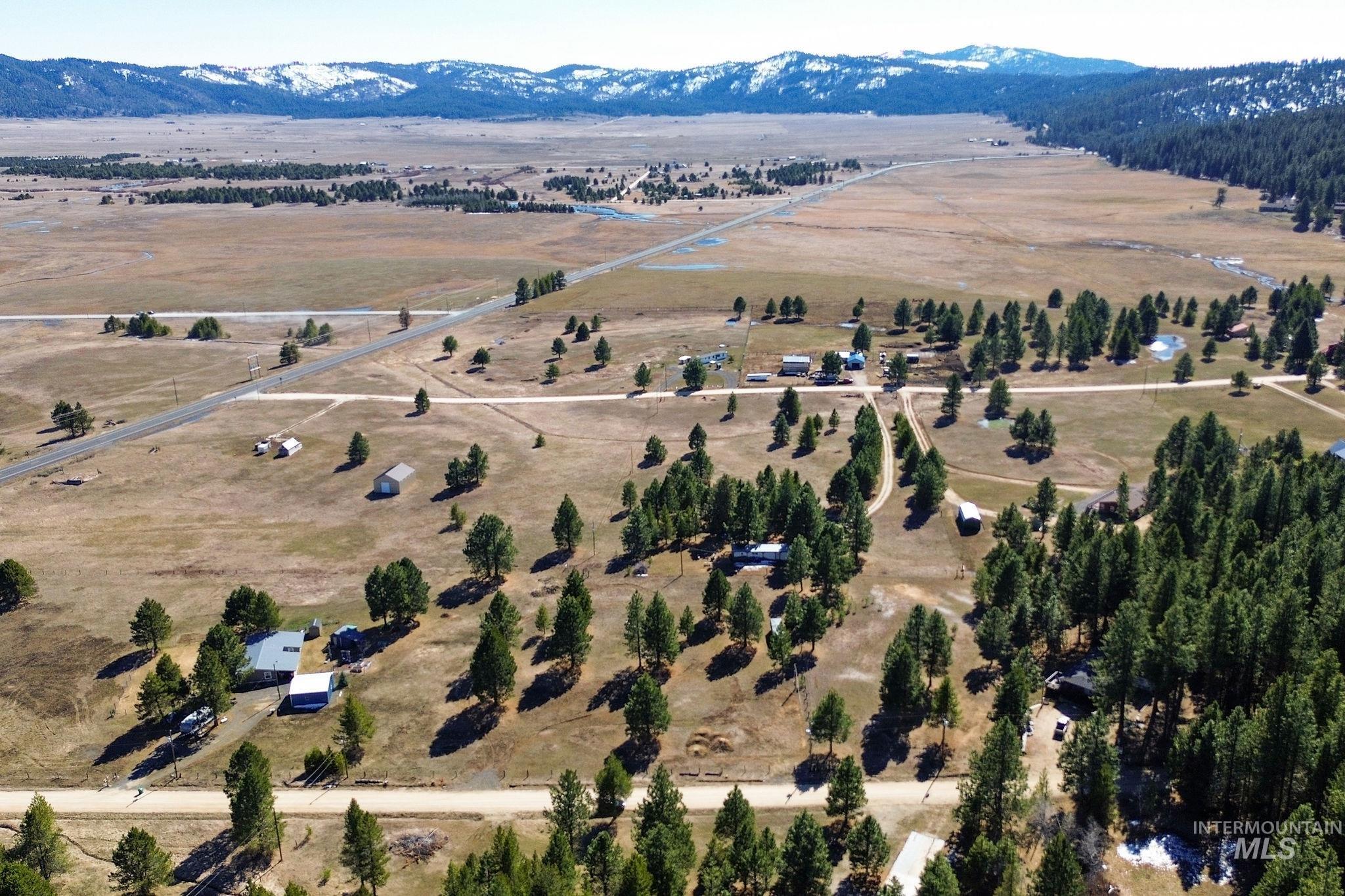 15 Rising Lane Cascade, ID 83611 - Photo 5 of 24