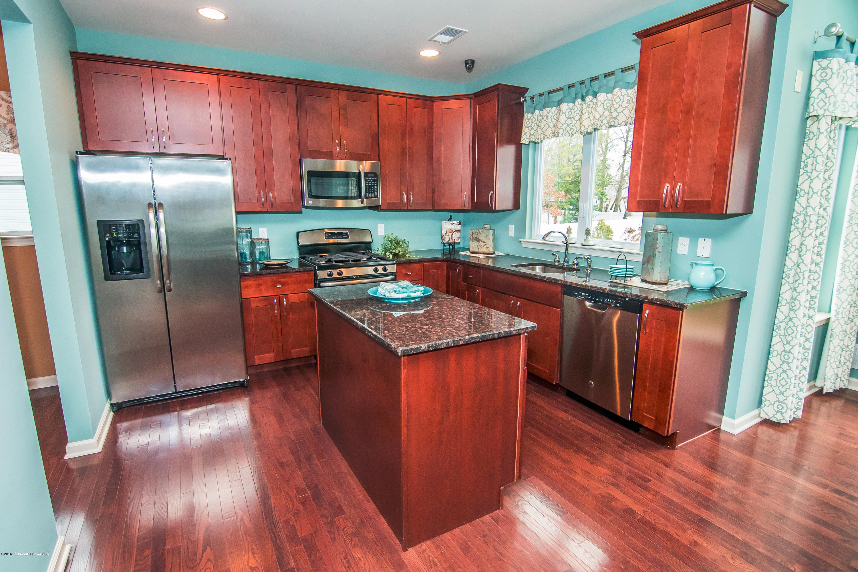 29 Bridle Path Bayville, NJ 08721 - Photo 16 of 54 Kitchen