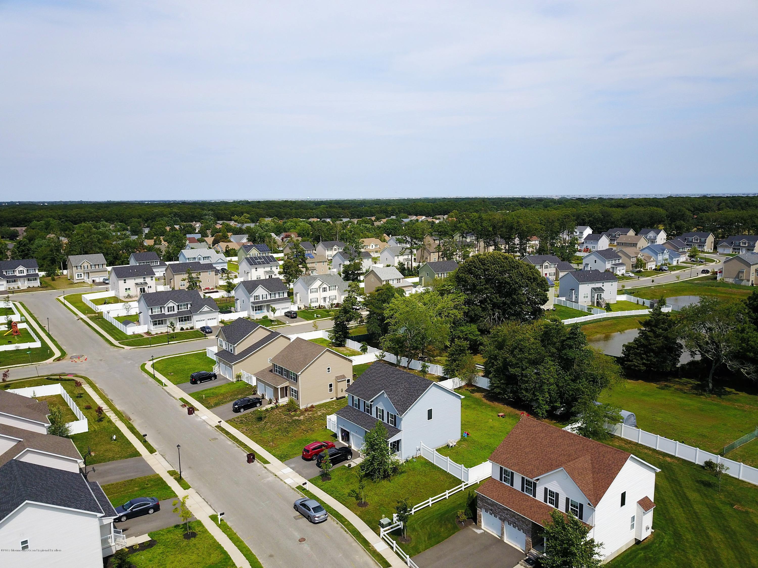 29 Bridle Path Bayville, NJ 08721 - Photo 4 of 54 Hickory Farms Phase 1 Aerial Still Shot