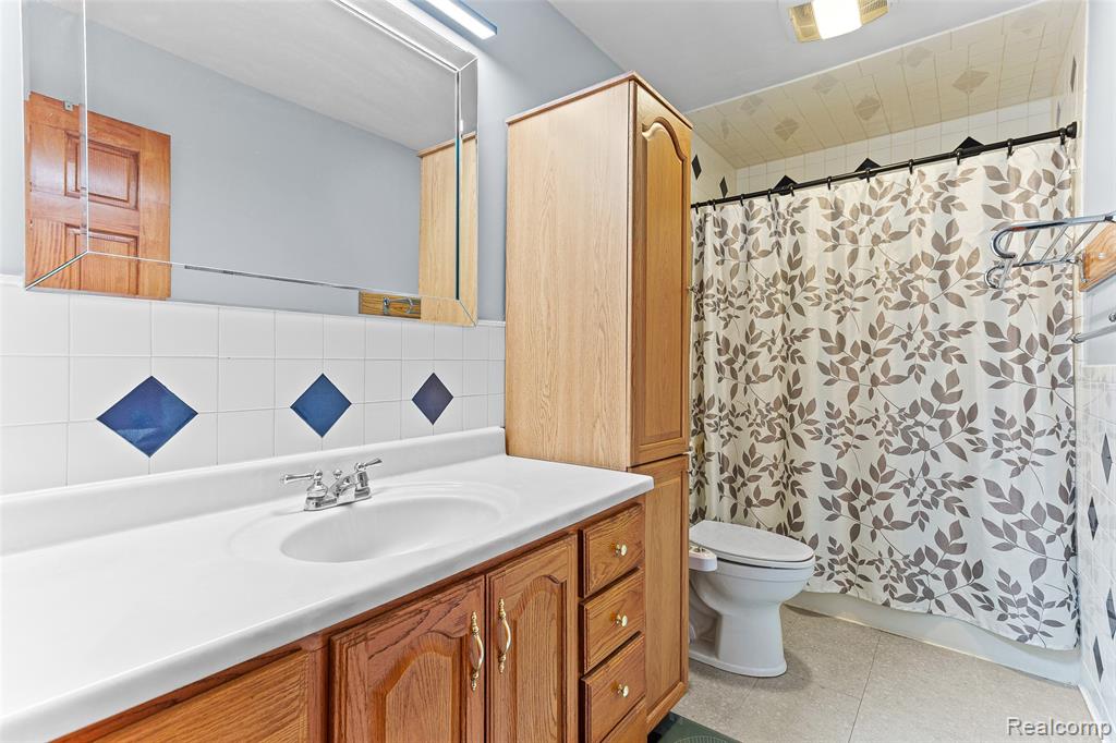 961 Jolly Road Okemos, MI 48864 - Photo 10 of 29