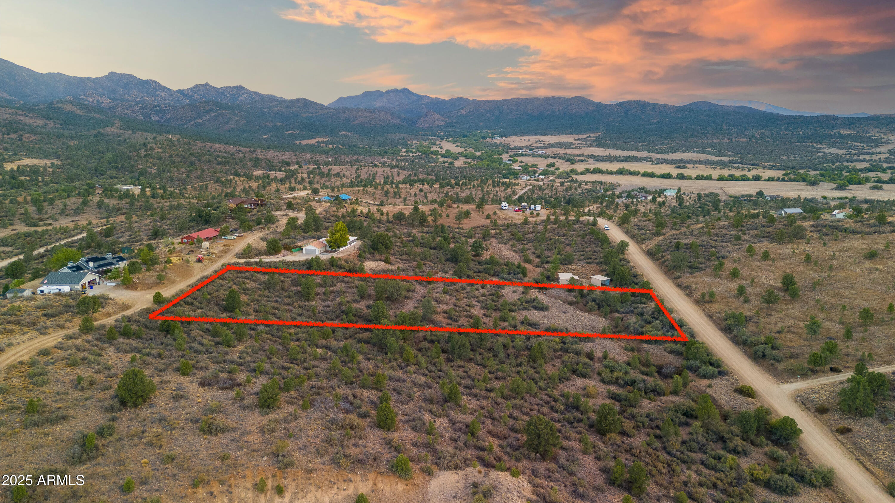 17455 Thunder Ridge Drive, Unit 93 Peeples Valley, AZ 86332 - Photo 11 of 11 17455 s Thunder Ridge Dr00004