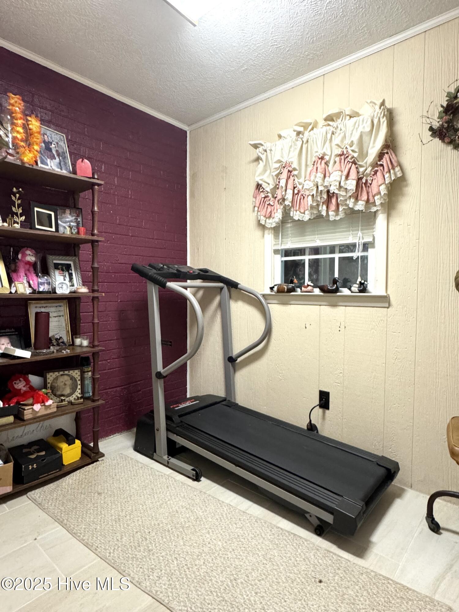 136 Brown Maultsby Road Whiteville, NC 28472 - Photo 18 of 25 Side Room off of Great Room