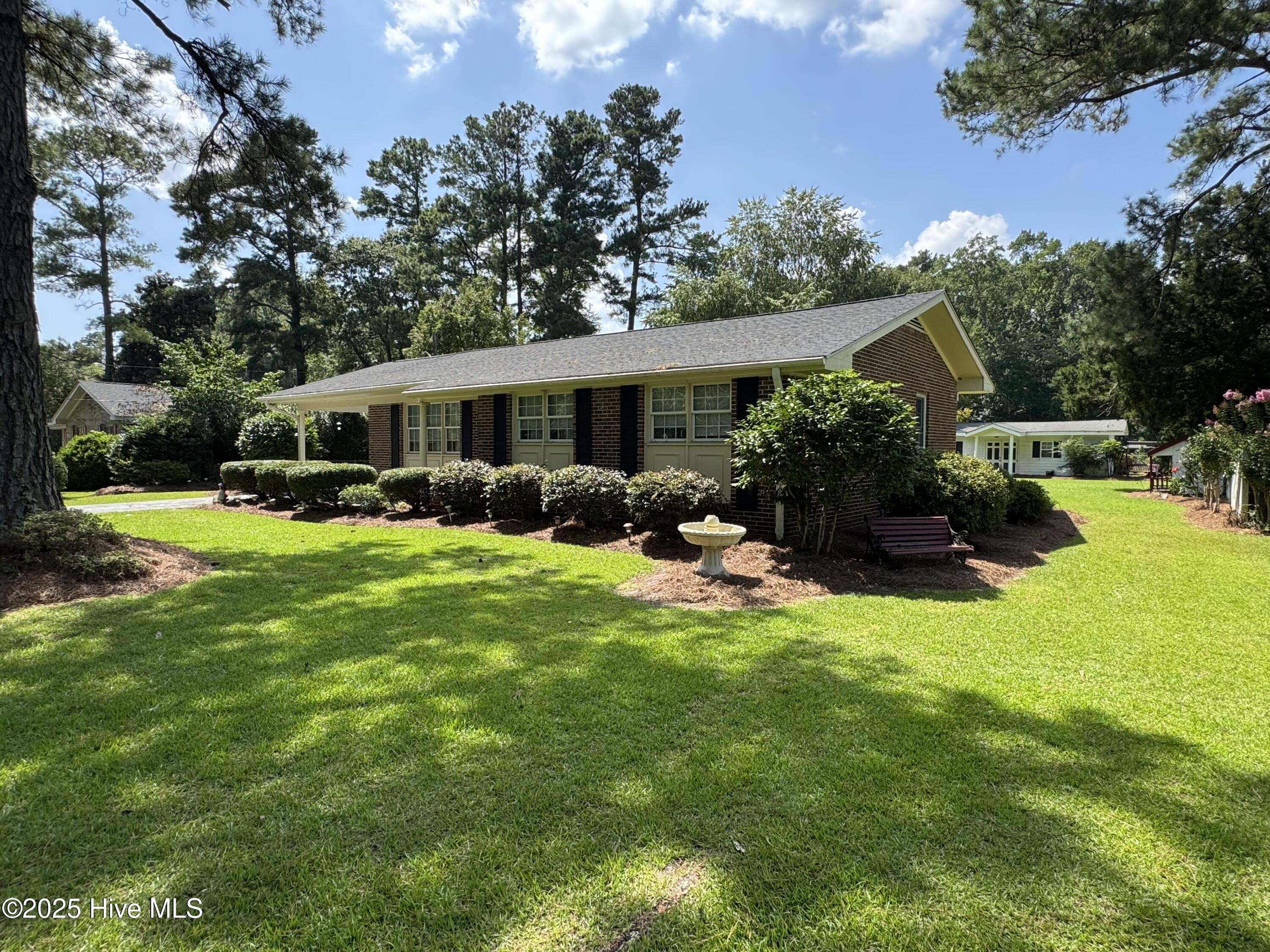 136 Brown Maultsby Road Whiteville, NC 28472 - Photo 4 of 25 IMG_9129