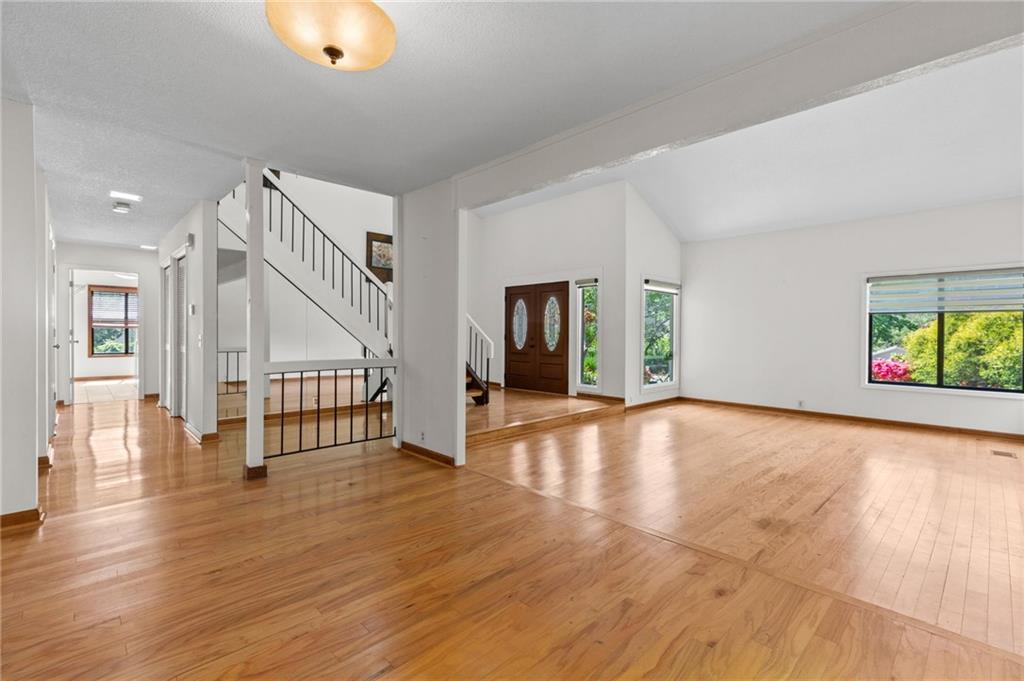 890 Muirfield Ridge Northeast Marietta, GA 30068 - Photo 11 of 59