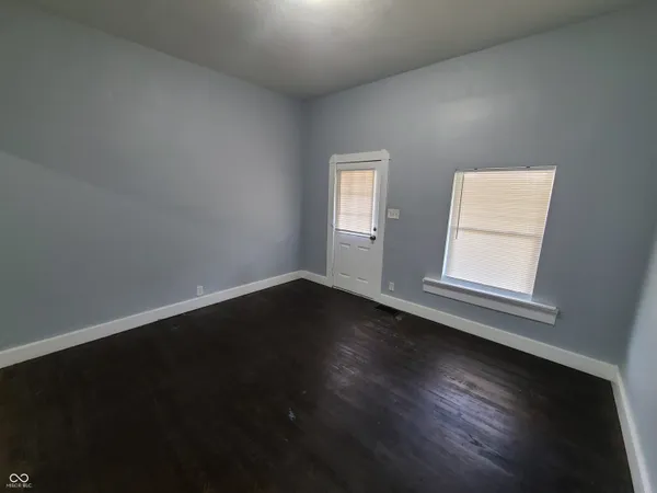 $1,400 | 22 South Belleview Place, Indianapolis, IN 46222